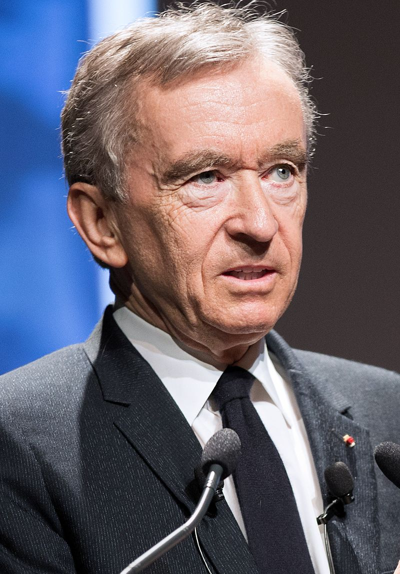 How tall is Bernard Arnault?